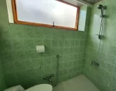 دوش حمام و توالت فرنگی سرویس بهداشتی ویلا در محمود آباد